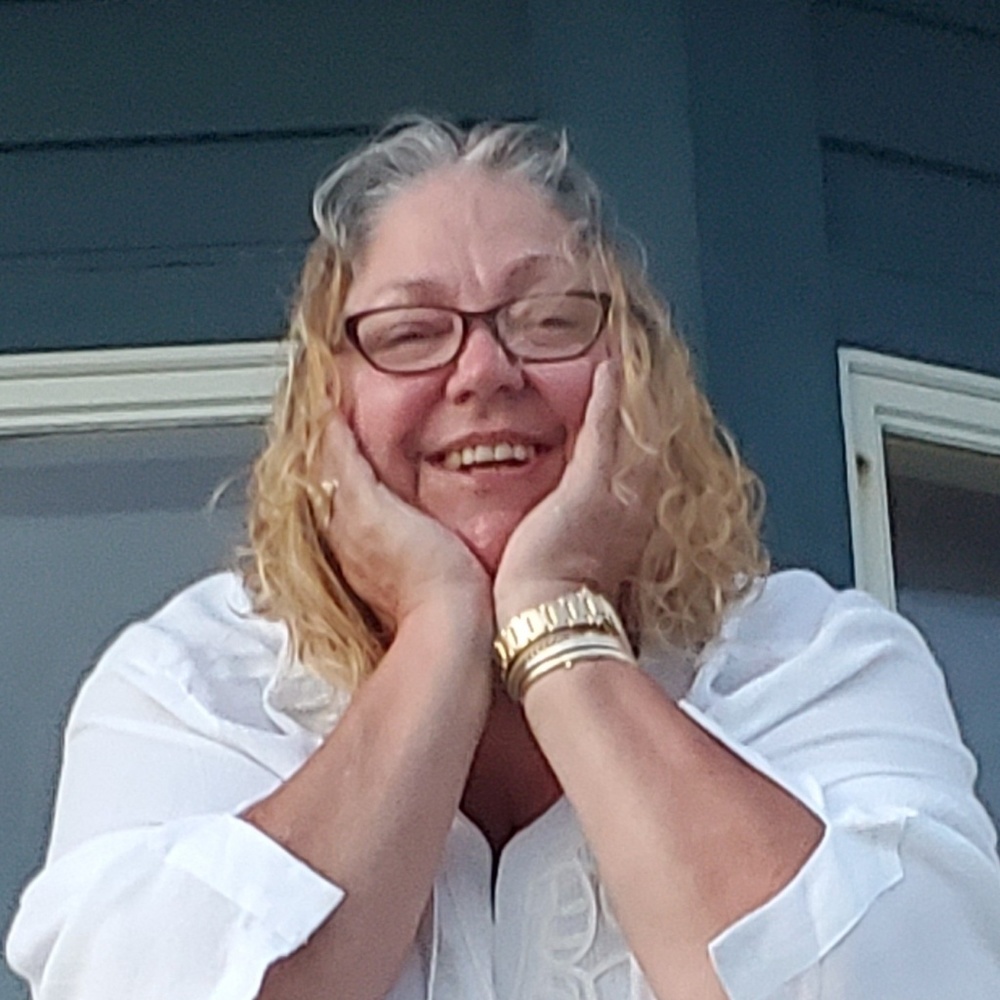 Meet your Posher, Paula